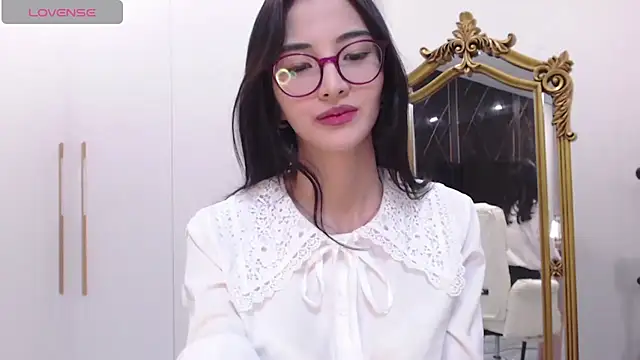 newfrommacau online show from February 19, 4:25 pm