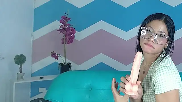 Snapshot of miss_honey01 chatting on January 25, 8:53 am miss honey01 online show from January 25, 8:53 am