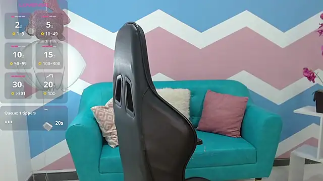 Snapshot of miss_honey01 chatting on February 27, 11:48 pm miss honey01 online show from February 27, 11:48 pm