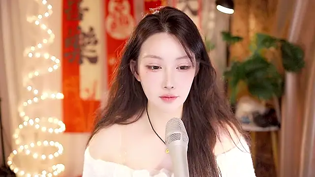 Snapshot of Dou-Dou-er chatting on February 13, 4:50 pm Dou-Dou-er online show from February 13, 4:50 pm