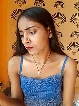 Snapshot of Divya-2007 chatting on February 22, 6:06 am Divya-2007 online show from February 22, 6:06 am