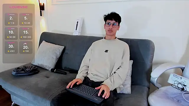 Cum hunters online show from November 13, 3:16 am