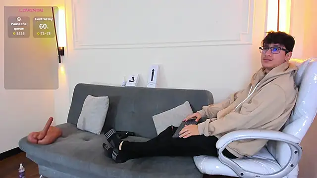 Cum hunters online show from November 29, 3:20 am