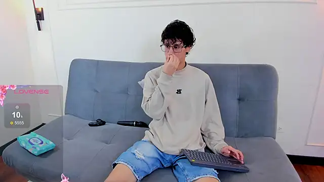 Cum hunters online show from June 21, 3:09 am