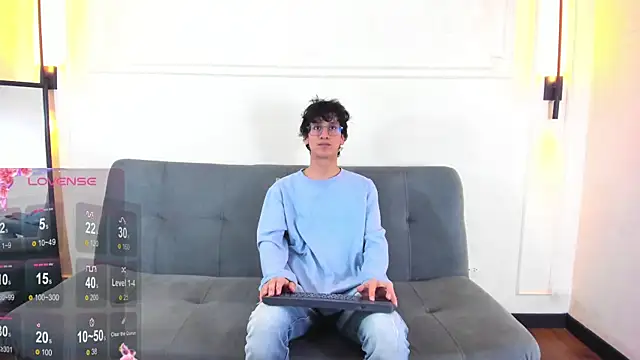Cum hunters online show from July 10, 3:00 am