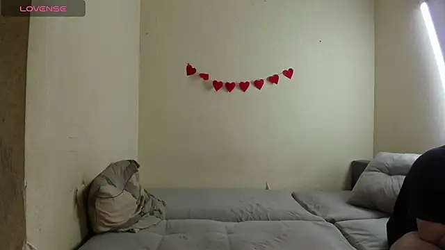 Snapshot of Browni_Kiss chatting on July 21, 3:03 pm Browni Kiss online show from July 21, 3:03 pm