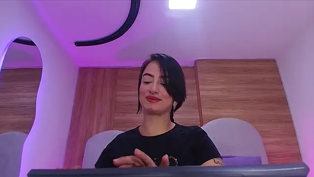 Auroraa miller online show from March 14, 3:12 am