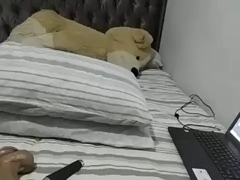 Snapshot of Chandy012 chatting on October 2, 10:17 pm Chandy012 online show from October 2, 10:17 pm