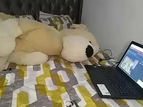 Chandy012 online show from December 16, 2:44 pm