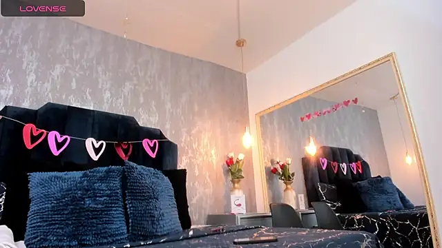 Isis ariany  online show from March 14, 12:40 pm