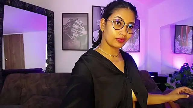 loretahorny online show from January 7, 1:24 pm