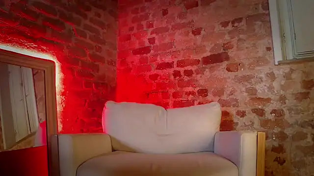 Snapshot of MistressLacey chatting on November 2, 11:56 am MistressLacey online show from November 2, 11:56 am