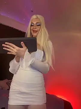  TiffanyCo  online show from November 25, 10:37 am