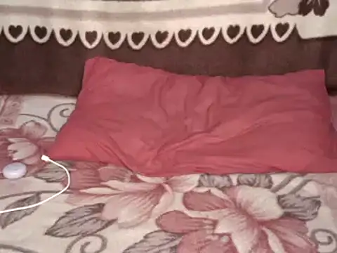 Snapshot of SWEETCANDY111 chatting on March 9, 8:40 am SWEETCANDY111 online show from March 9, 8:40 am