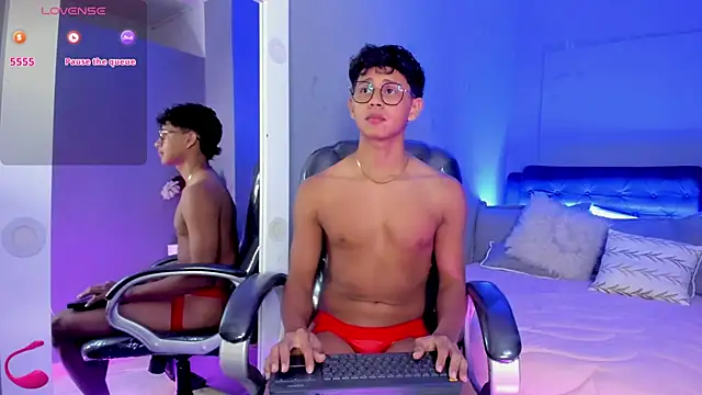 Snapshot of Dawn16_ chatting on November 18, 10:03 pm Dawn16 online show from November 18, 10:03 pm