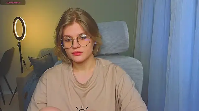  JessieVibes online show from March 10, 3:41 pm