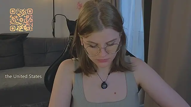  JessieVibes online show from July 21, 2:30 pm
