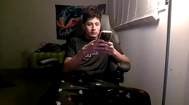 Snapshot of PerroDemonioHot chatting on February 18, 6:04 am PerroDemonioHot online show from February 18, 6:04 am