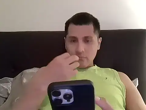 PerroDemonioHot online show from April 6, 1:03 am