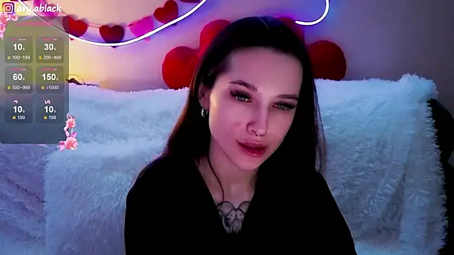 Snapshot of Arya_Black chatting on February 18, 8:47 pm Arya Black online show from February 18, 8:47 pm