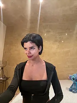 Snapshot of Rosariolovex chatting on February 5, 10:41 am Rosariolovex online show from February 5, 10:41 am