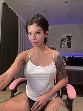 Snapshot of Rosariolovex chatting on February 20, 5:40 pm Rosariolovex online show from February 20, 5:40 pm