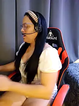 Snapshot of katrina29 chatting on January 23, 3:16 am katrina29 online show from January 23, 3:16 am