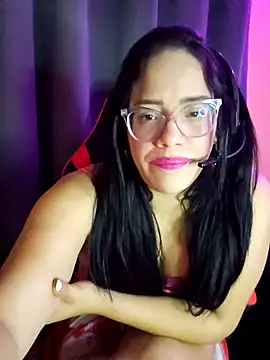 Snapshot of katrina29 chatting on January 26, 2:45 am katrina29 online show from January 26, 2:45 am