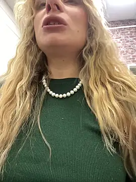 Snapshot of LanaSparks chatting on September 16, 4:46 am LanaSparks online show from September 16, 4:46 am