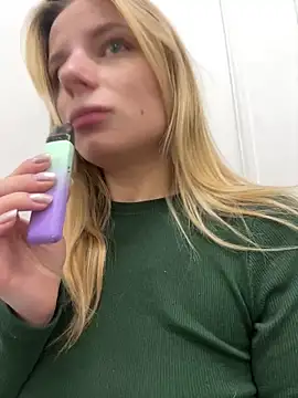 Snapshot of LanaSparks chatting on September 23, 4:26 am LanaSparks online show from September 23, 4:26 am