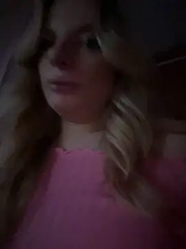 Snapshot of LanaSparks chatting on November 1, 4:58 am LanaSparks online show from November 1, 4:58 am