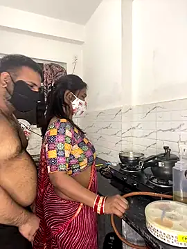 YourSuperTanya online show from January 5, 6:00 pm