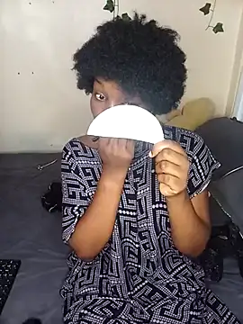 Snapshot of Vprettieeer chatting on February 20, 4:28 am Vprettieeer online show from February 20, 4:28 am