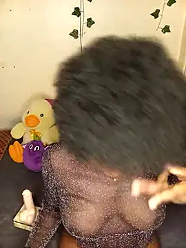 Snapshot of Vprettieeer chatting on February 21, 2:50 am Vprettieeer online show from February 21, 2:50 am