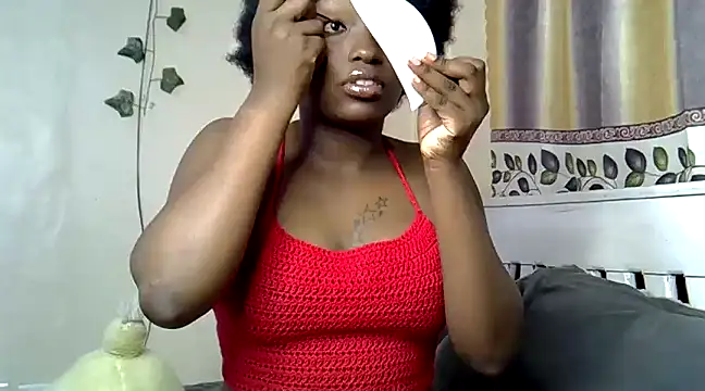 Snapshot of Vprettieeer chatting on February 22, 5:44 am Vprettieeer online show from February 22, 5:44 am