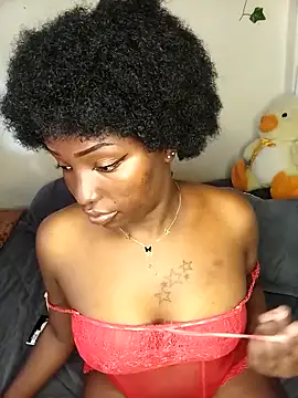 Snapshot of Vprettieeer chatting on February 26, 5:09 am Vprettieeer online show from February 26, 5:09 am