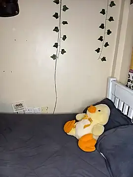 Snapshot of Vprettieeer chatting on March 1, 3:43 am Vprettieeer online show from March 1, 3:43 am