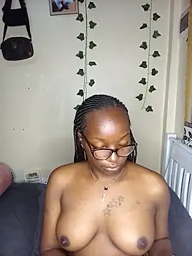 Snapshot of Vprettieeer chatting on March 5, 3:08 am Vprettieeer online show from March 5, 3:08 am