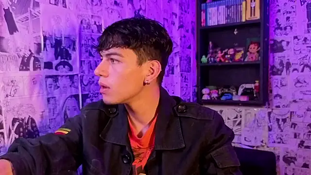 Snapshot of Mickey_Magic chatting on February 6, 6:18 am Mickey Magic online show from February 6, 6:18 am