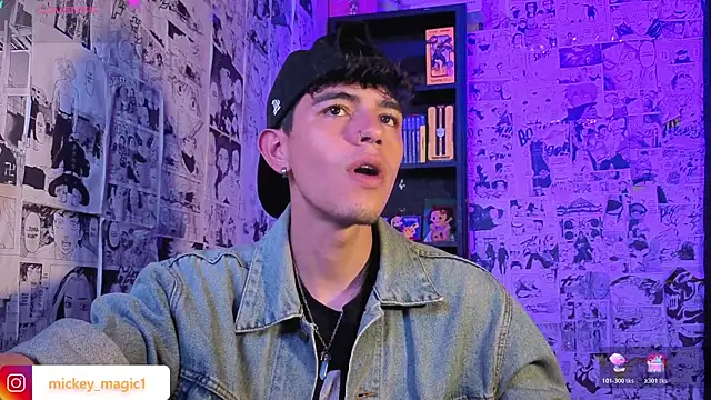 Snapshot of Mickey_Magic chatting on February 7, 6:39 am Mickey Magic online show from February 7, 6:39 am