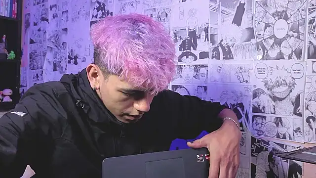 Snapshot of Mickey_Magic chatting on March 11, 1:55 am Mickey Magic online show from March 11, 1:55 am