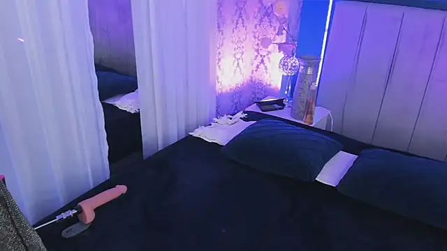 JeanneSabatier online show from November 21, 8:18 pm