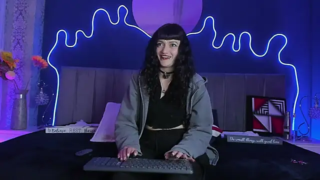 JeanneSabatier online show from February 19, 7:54 pm