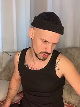 AssHunter4k online show from February 24, 10:15 am