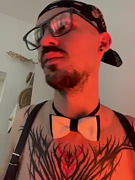 AssHunter4k online show from March 7, 9:29 am