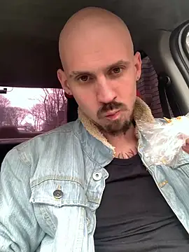 AssHunter4k online show from March 14, 12:29 pm