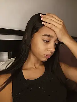Snapshot of Zoe_Sweett18 chatting on July 23, 2:09 am Zoe Sweett18 online show from July 23, 2:09 am