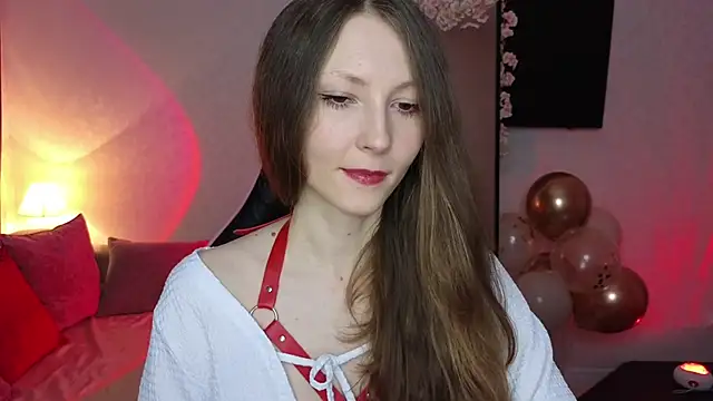 Snapshot of Sweeet_Lilit chatting on February 28, 11:45 pm Sweeet Lilit online show from February 28, 11:45 pm