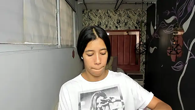 Connie Bell online show from March 9, 7:40 pm