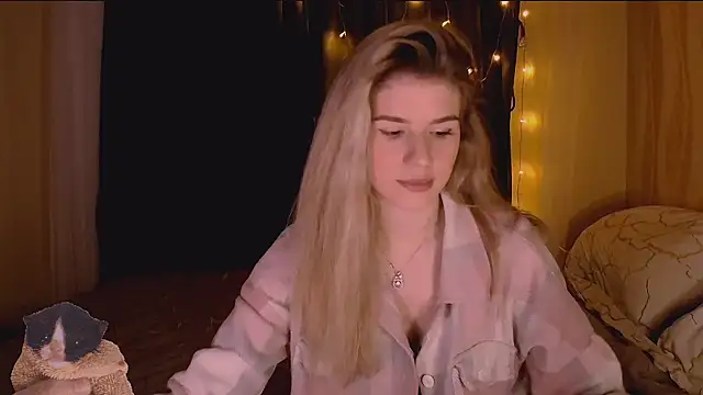 Melissa smith  online show from December 15, 1:59 pm